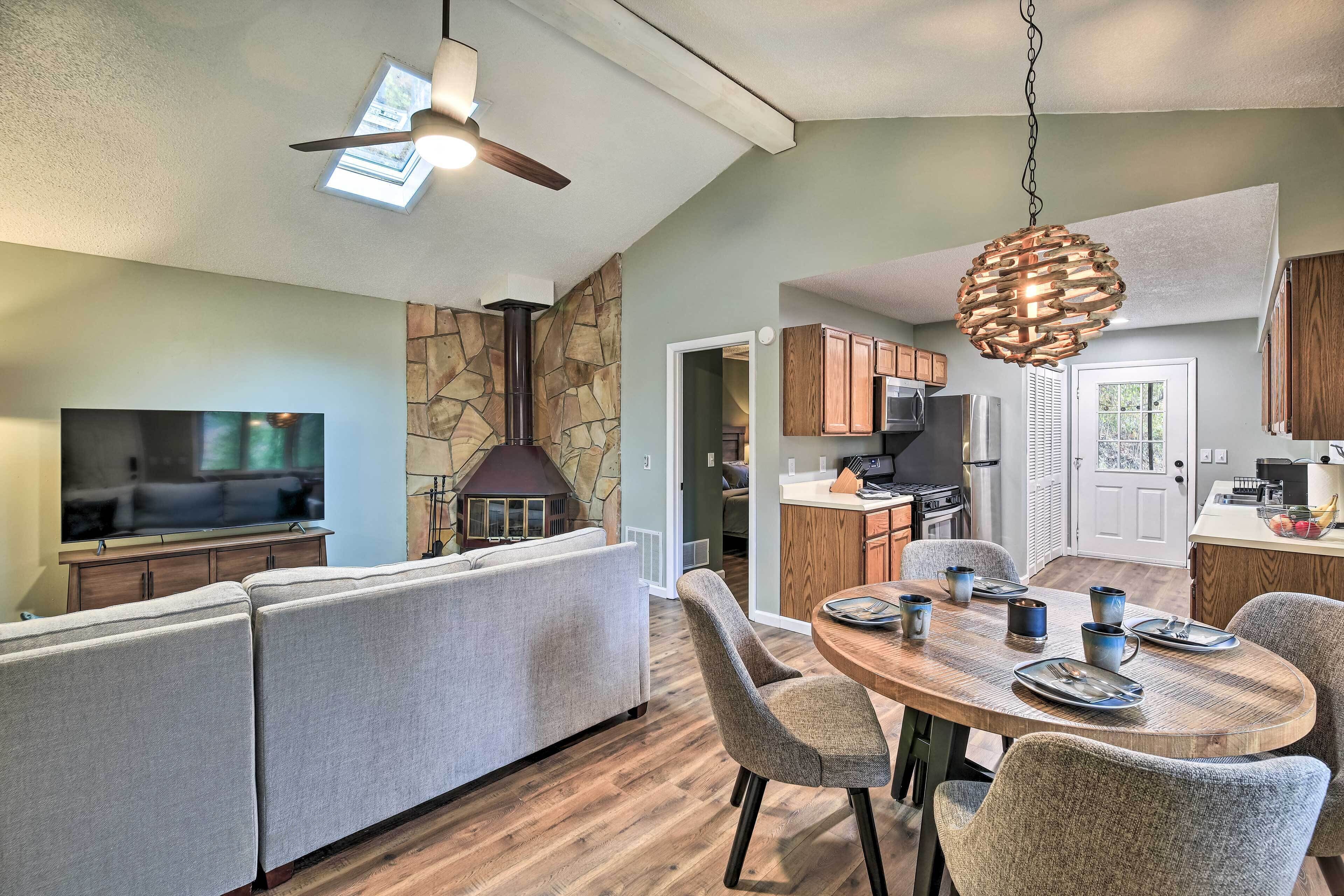 Cottage (2 Bedrooms) | Interior