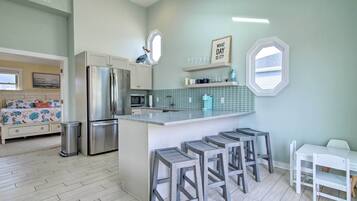 House (Multiple Bedrooms) | Interior