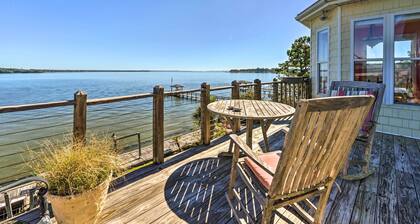 Charming Waterfront Home: Fish, Boat + More!