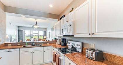Lely Resort Condo w/ Golf Course & Pool Access