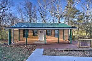 House (1 Bedroom) | Interior - Cozy Knoxville Getaway ~ 8 Mi to Downtown! (Knoxville)