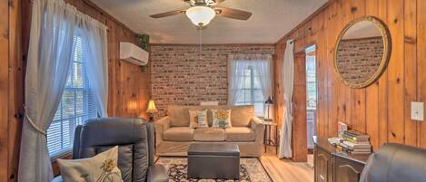 House (1 Bedroom) | Interior