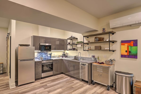 Apartment (0 Bedroom) | Interior