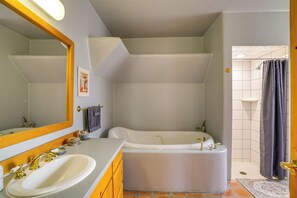 House (3 Bedrooms) | Interior - Las Cruces Vacation Rental - 3 Mi to Nmsu (Las Cruces)