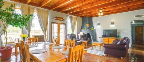 Casa (3 Bedrooms) | Restauración