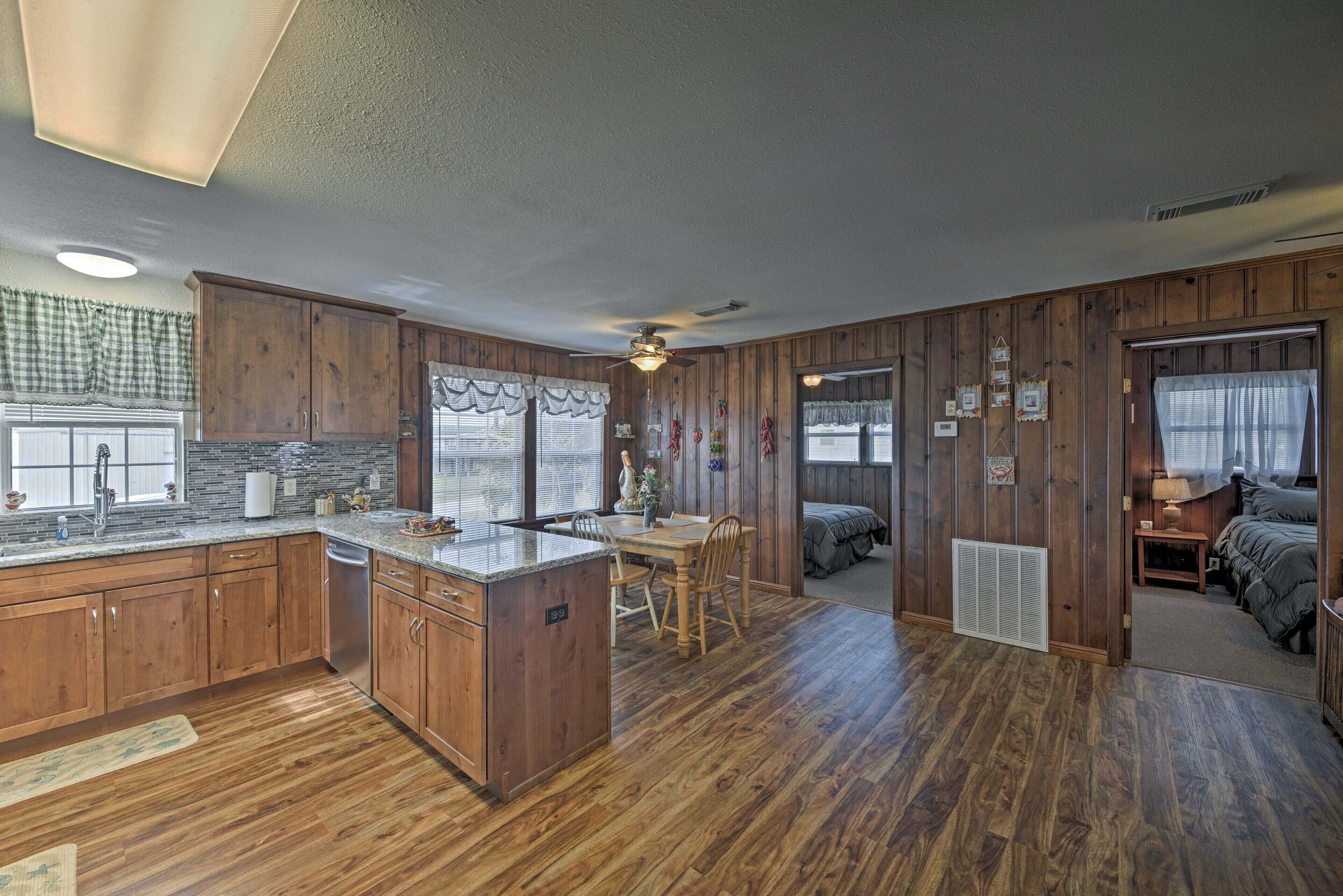 'the Crab Trap' Palacios House on Matagorda Bay!