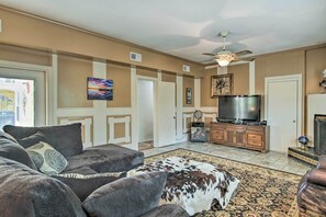 House (2 Bedrooms) | Interior - 'coastal Cove' w/ Private Deck, 4 Mi to Beach (Fulton)