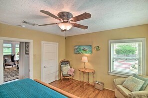 House (2 Bedrooms) | Interior - 'coastal Cove' w/ Private Deck, 4 Mi to Beach (Fulton)