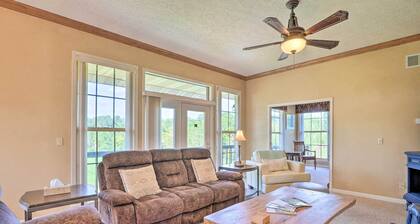 'angler's Ridge' Waterfront Family Getaway!