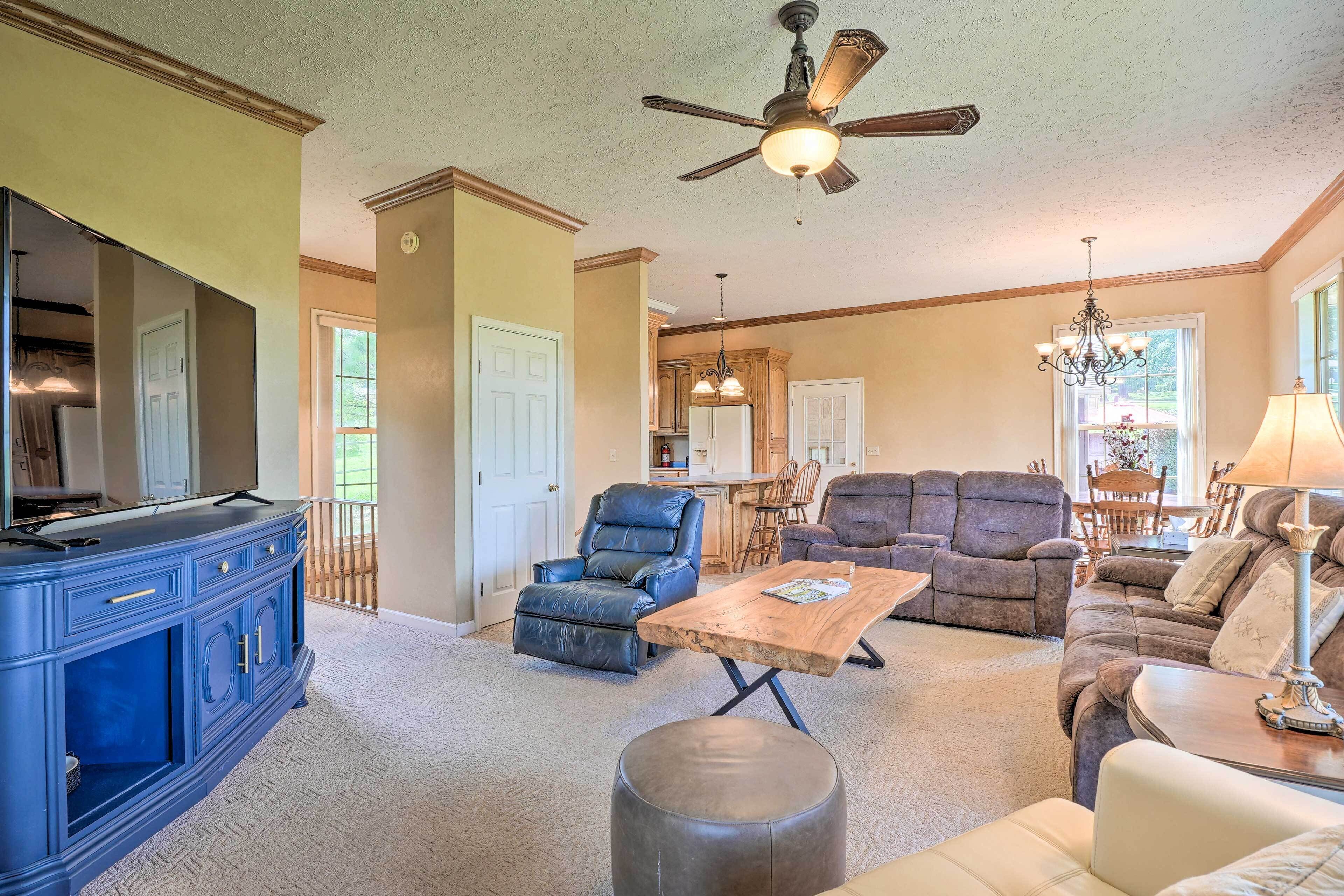 House (4 Bedrooms) | Interior