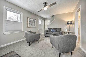 Interior - Modern South Bend Getaway ~ 3 Mi to Downtown (South Bend)