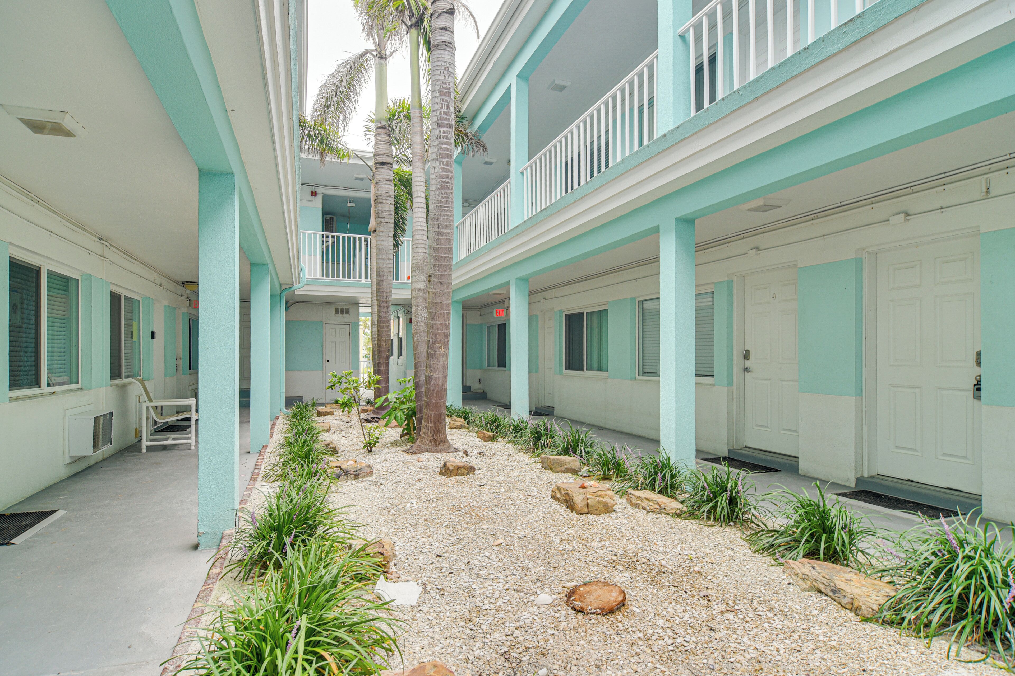 Apartment (0 Bedroom) | Interior