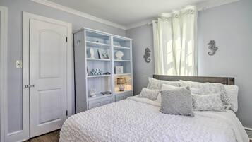 Cottage (2 Bedrooms) | Interior