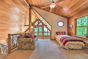 House (4 Bedrooms) | Interior - Panoramic Mtn Views: Luxe Cataloochee Cabin! (Waynesville)