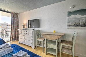 Apartment (0 Bedroom) | Interior - Condo w/ Beach Access & Community Amenities! (Myrtle Beach)