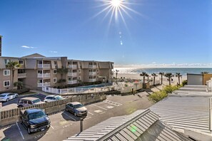 Apartment (0 Bedroom) | Interior - Condo w/ Beach Access & Community Amenities! (Myrtle Beach)