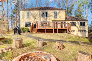 Property grounds - Louisville Area Home: Deck, Fire Pit, Creek! (Prospect)