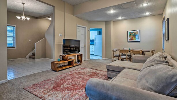 Unclassified image, 1 of 28, button - Cozy Family Vacation Home in Indianapolis (Indianapolis)