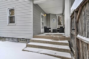 House (3 Bedrooms) | Interior - Cozy Family Vacation Home in Indianapolis (Indianapolis)