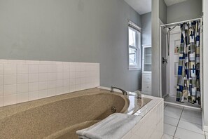 House (3 Bedrooms) | Interior - Cozy Family Vacation Home in Indianapolis (Indianapolis)
