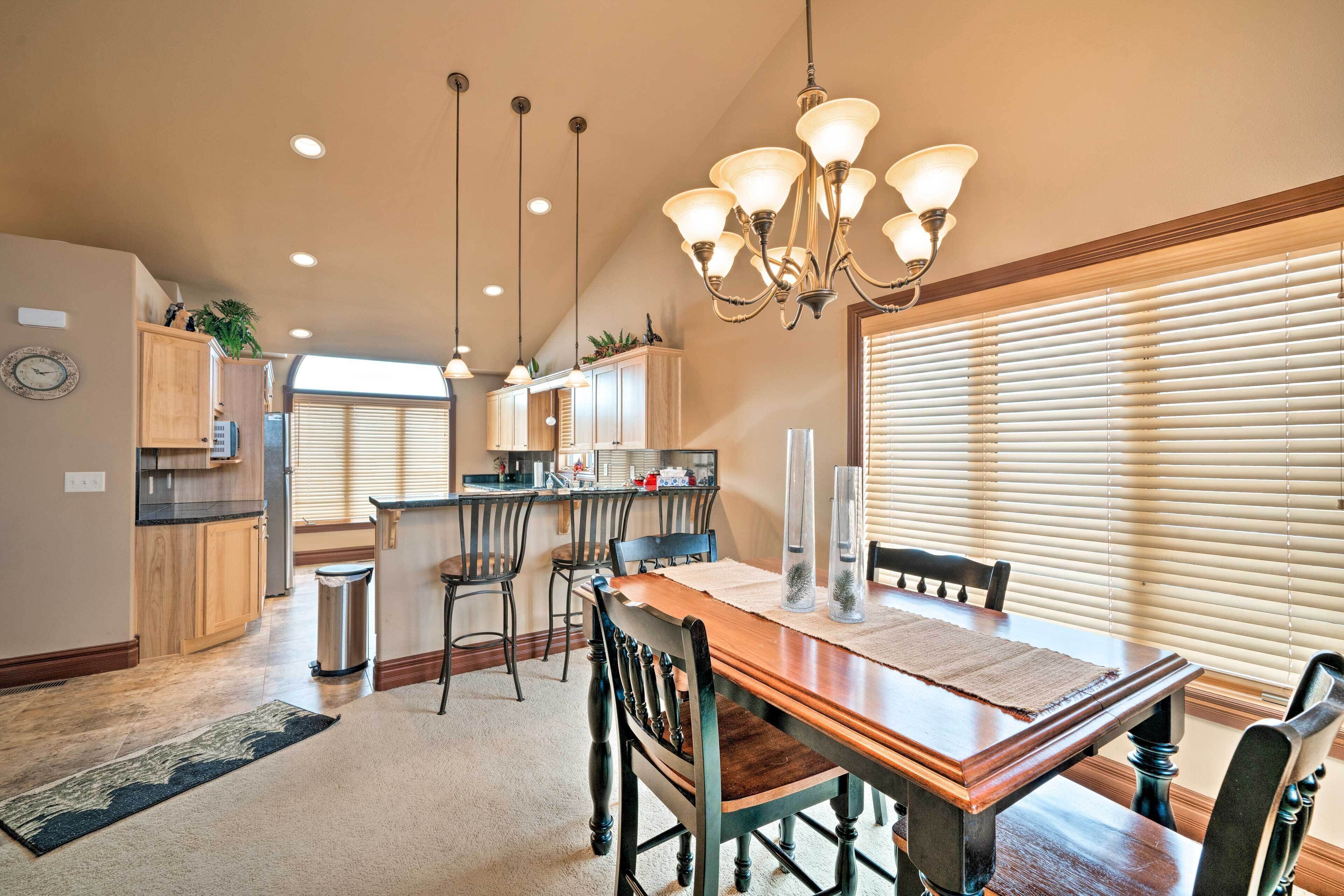 House (2 Bedrooms) | Interior