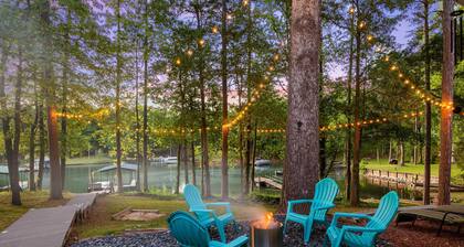 Lake Hartwell Vacation Rental w/ Boat Dock & Slip!
