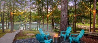 Lake Hartwell Vacation Rental w/ Boat Dock & Slip!