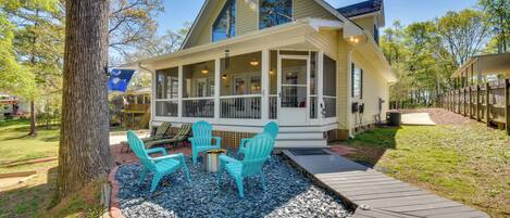 House (4 Bedrooms) | Front of property