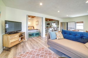 Cottage (2 Bedrooms) | Interior