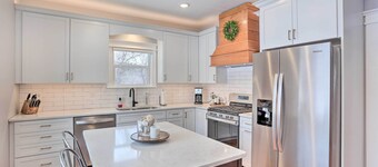 Home Near Downtown & Spearfish Canyon!