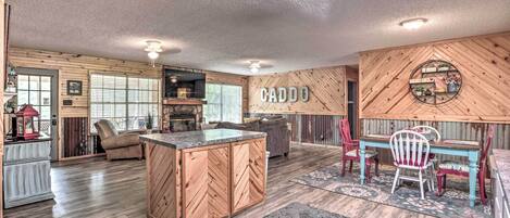 House (3 Bedrooms) | Interior