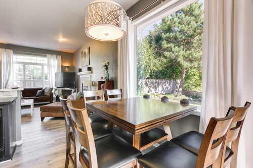 Pet-friendly Home w/ Yard, 2 Mi to Autzen Stadium