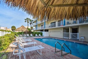 Apartment (2 Bedrooms) | Interior - Coastal Condo w/ Balcony: Walk to Madeira Beach! (Madeira Beach)