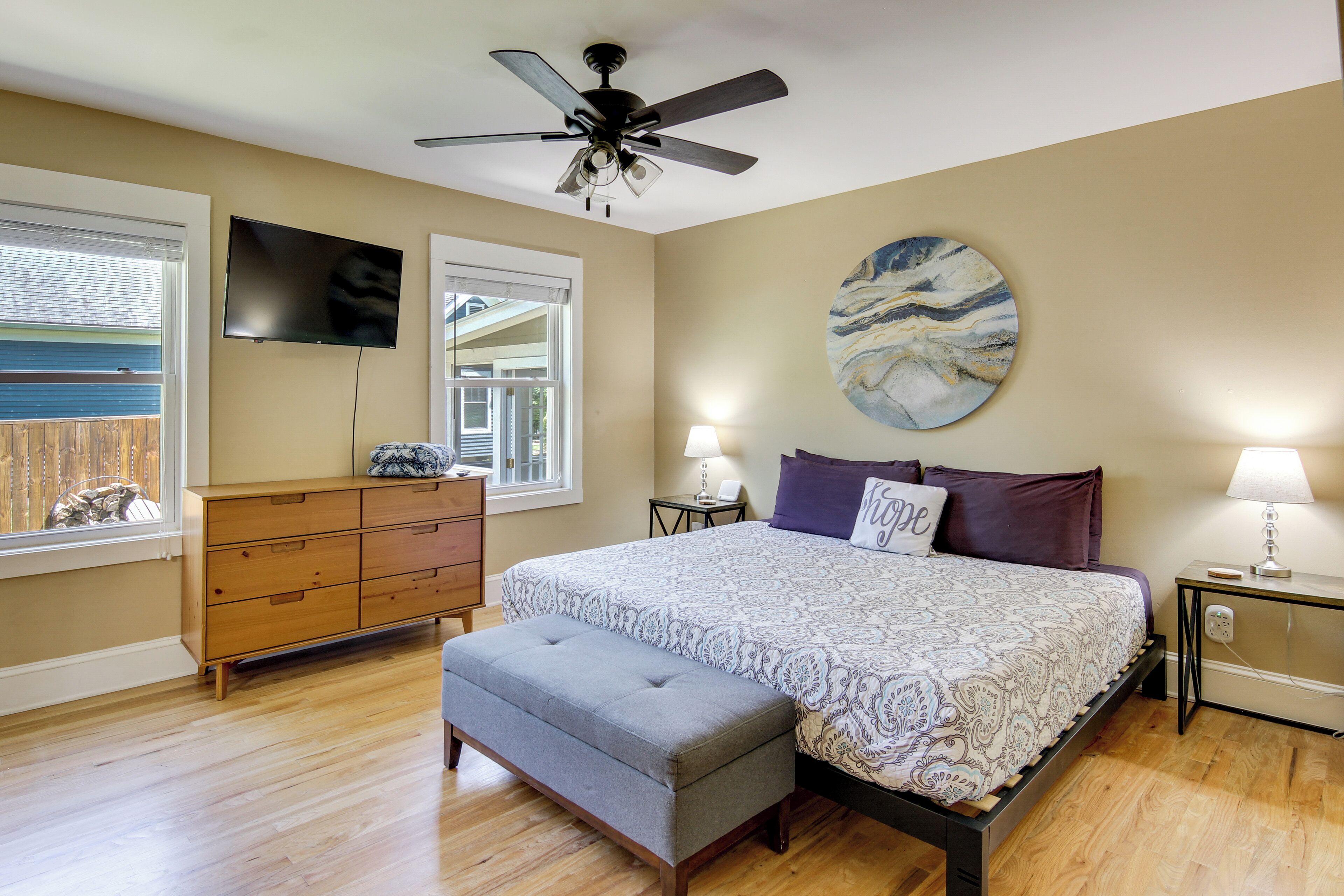 House (3 Bedrooms) | Interior