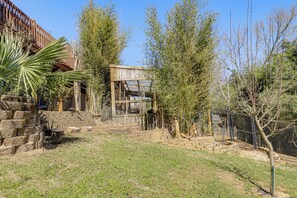 Interior - Sevierville Home: Lookout Deck, 10 Mi to Dollywood (Sevierville)