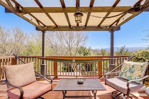 House (3 Bedrooms) | Front of property
