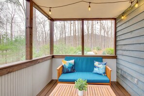 House (3 Bedrooms) | Interior - Modern Nellysford Getaway on 40 Private Acres! (Nellysford)