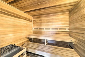 Apartment (0 Bedroom) | Interior - Walk to Ski Slope: Sugar Mountain Condo w/ Balcony (Banner Elk)