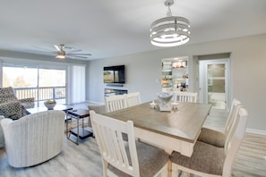 Apartment (2 Bedrooms) | Interior - Lake-view Balcony, Resort Perks: Hot Springs Condo (Hot Springs)