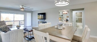 Lake-view Balcony, Resort Perks: Hot Springs Condo