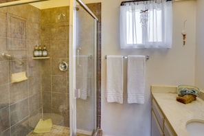 Apartment (2 Bedrooms) | Bathroom | Towels - Borrego Springs Vacation Rental: Patio & Gas Grill (Borrego Springs)