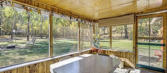 Historic Keystone Cabin Near Mount Rushmore!