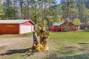 House (3 Bedrooms) | Interior - Historic Keystone Cabin Near Mount Rushmore! (Keystone)