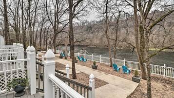 Apartment (0 Bedroom) | Interior