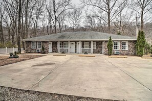 Apartment (0 Bedroom) | Interior