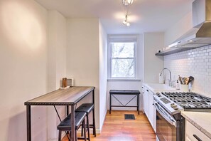 Apartment (1 Bedroom) | Interior