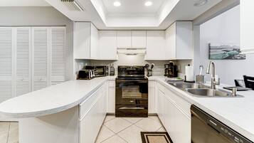 Villa (2 Bedrooms) | Interior