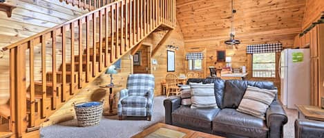 House (2 Bedrooms) | Interior