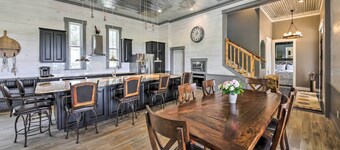 'ladera' Wimberley Estate on 13 Acres w/ Hot Tub