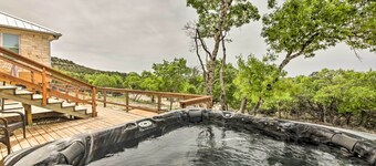 'ladera' Wimberley Estate on 13 Acres w/ Hot Tub